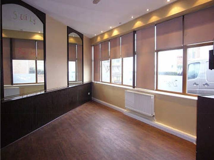 2A BROMBOROUGH ROAD, BEBINGTON Smith and Sons (enGB)